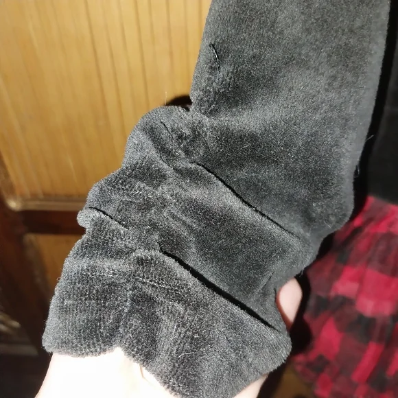 Black and Red Minnie Mouse Christmas Dress - Picture 10 of 11